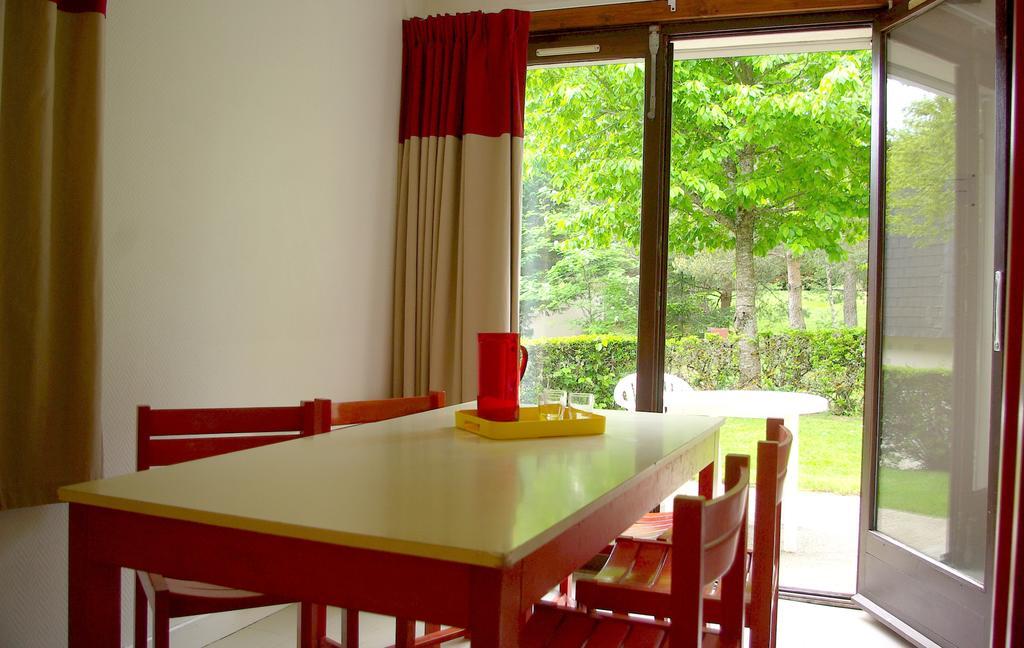Vvf Aubrac Hotel Chaudes-Aigues Szoba fotó
