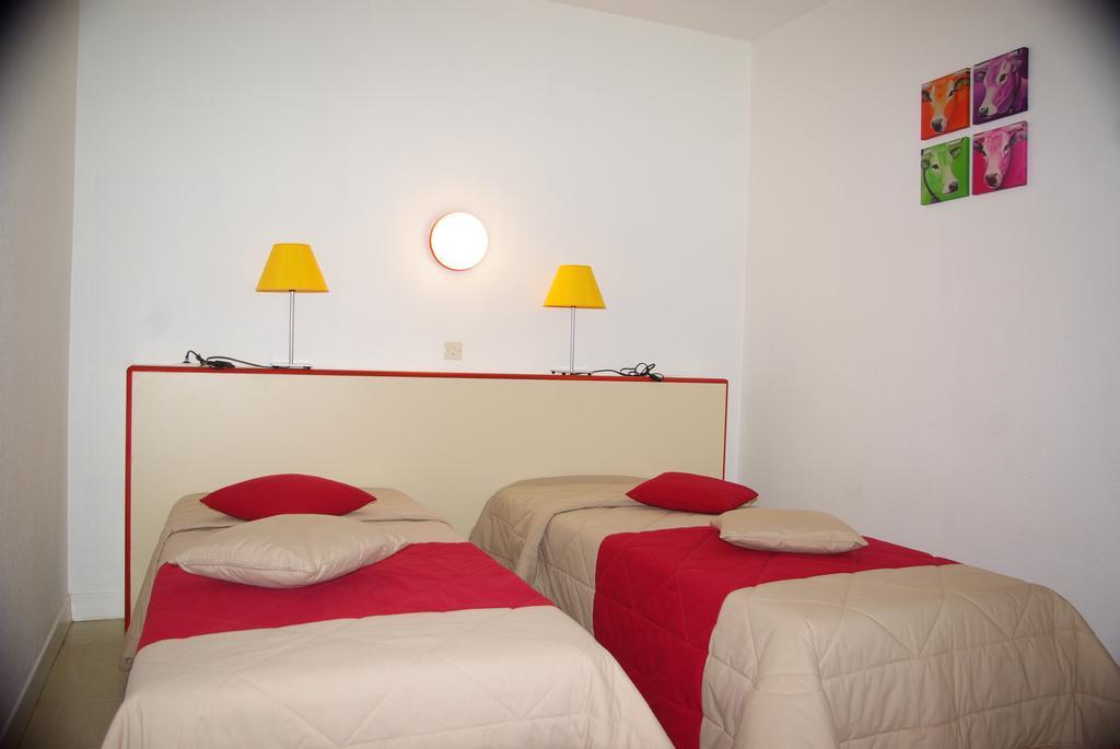 Vvf Aubrac Hotel Chaudes-Aigues Szoba fotó
