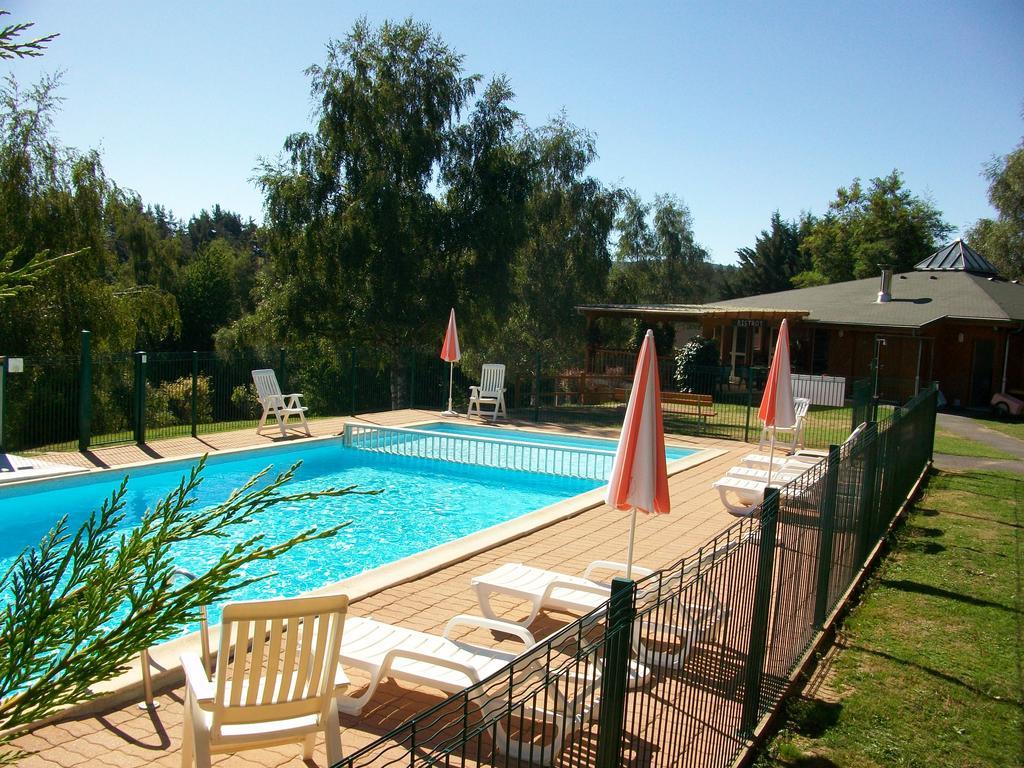 Vvf Aubrac Hotel Chaudes-Aigues Kültér fotó