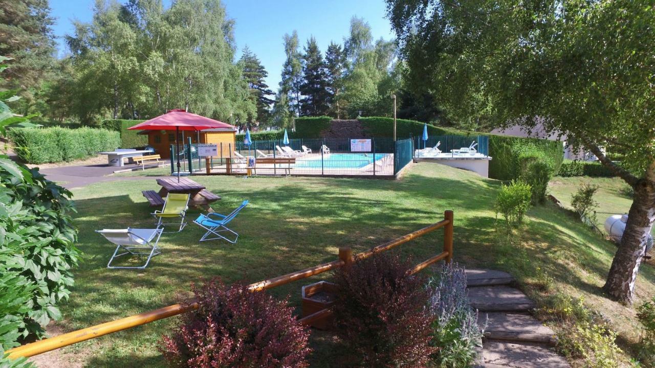Vvf Aubrac Hotel Chaudes-Aigues Kültér fotó